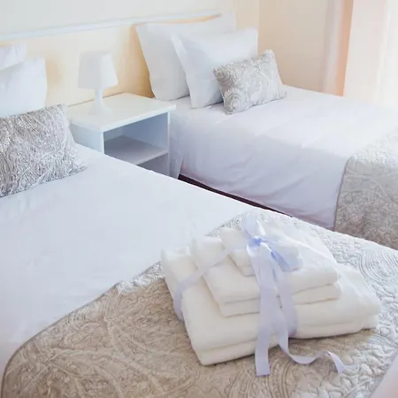 Pedrogao Guesthouse 5*