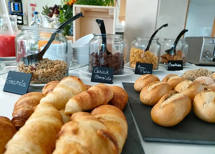 Pedrógão Guesthouse Alojamento de Acomodação e Pequeno-almoço 4*